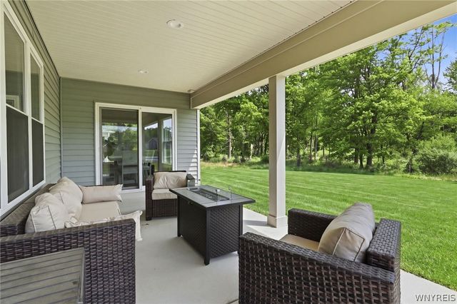 335 Cardinal Way, North Tonawanda, NY 14120