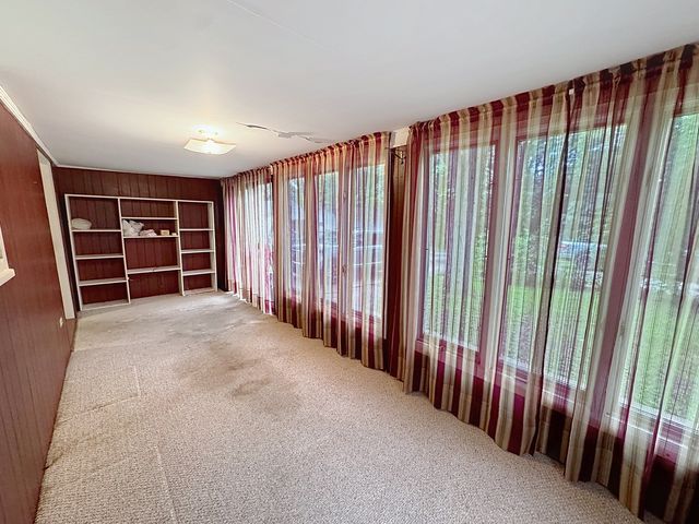 2117 23rd Avenue, Rock Island, IL 61201