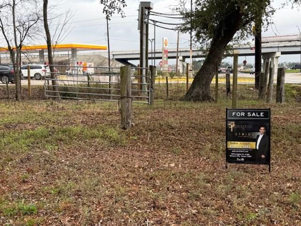 509 Krenek Road, Crosby, TX 77532