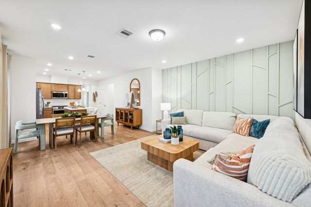 1945 E Riverside Circle, Dayton, TX 77535