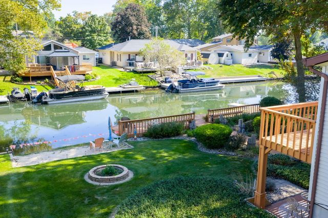 2065 S Patterson Road, Wayland, MI 49348