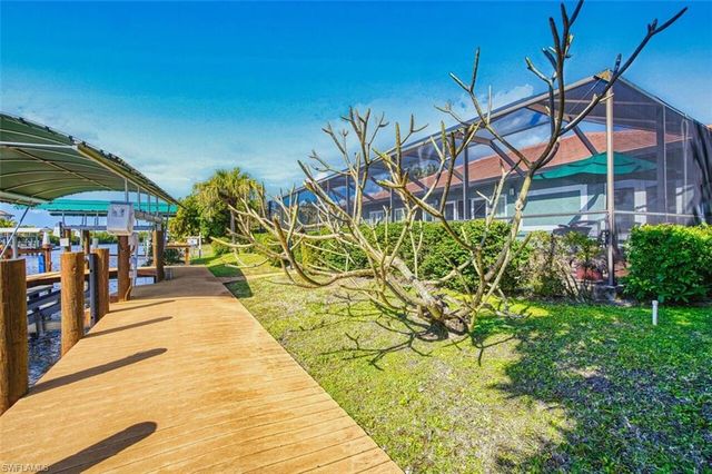 130 Montrose DR, Fort Myers, FL 33919