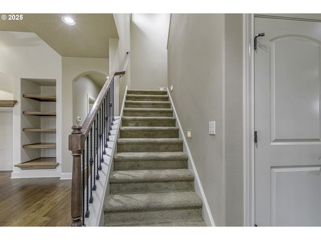 7915 Sw SUMMERTON St, Wilsonville, OR 97070