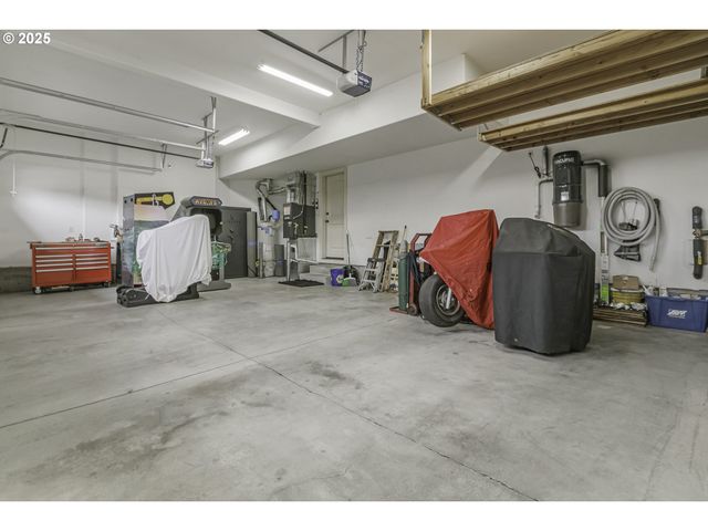 7915 Sw SUMMERTON St, Wilsonville, OR 97070