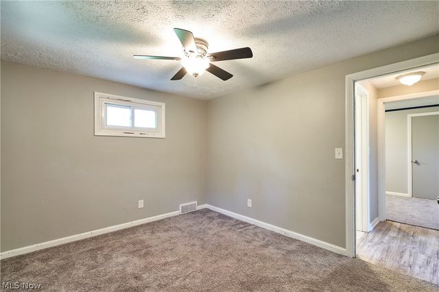 1160 Ivy Street NW, North Canton, OH 44720