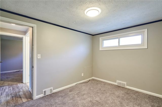 1160 Ivy Street NW, North Canton, OH 44720
