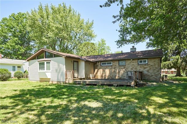 1160 Ivy Street NW, North Canton, OH 44720