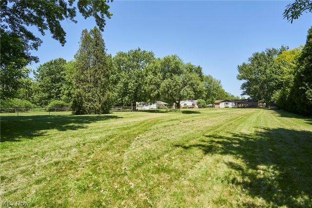 1160 Ivy Street NW, North Canton, OH 44720