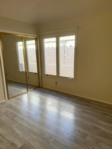 5574 Caminito Genio, La Jolla, CA 92037