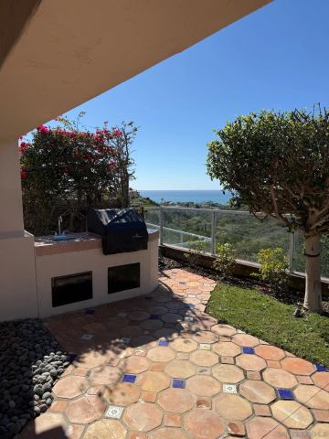 5574 Caminito Genio, La Jolla, CA 92037