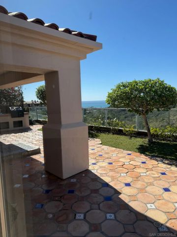 5574 Caminito Genio, La Jolla, CA 92037