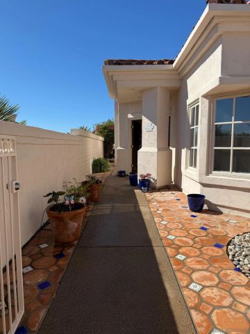 5574 Caminito Genio, La Jolla, CA 92037