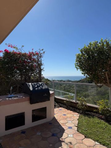 5574 Caminito Genio, La Jolla, CA 92037