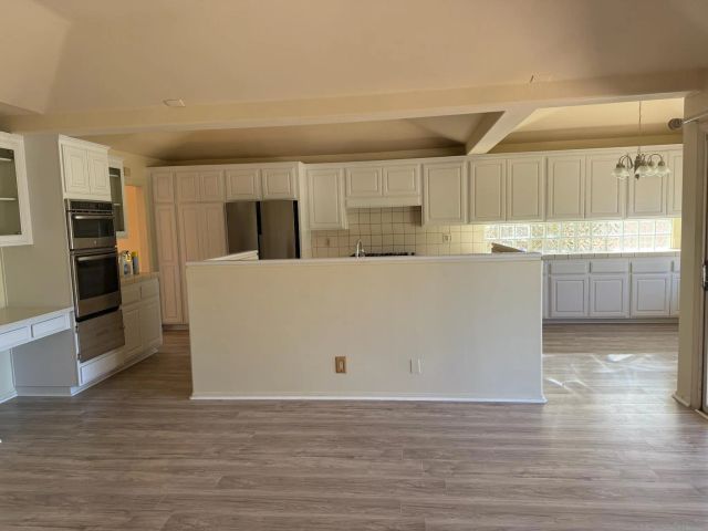 5574 Caminito Genio, La Jolla, CA 92037