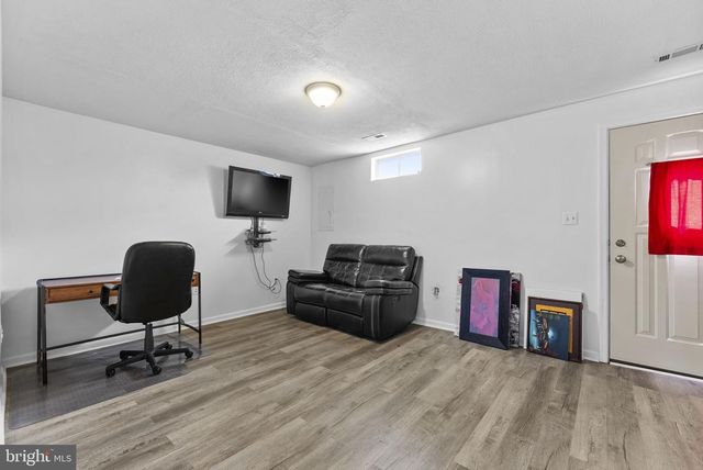 15305 BRAZIL CIR, Woodbridge, VA 22193