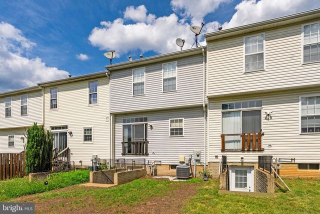 15305 BRAZIL CIR, Woodbridge, VA 22193