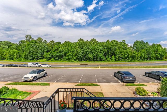 15305 BRAZIL CIR, Woodbridge, VA 22193