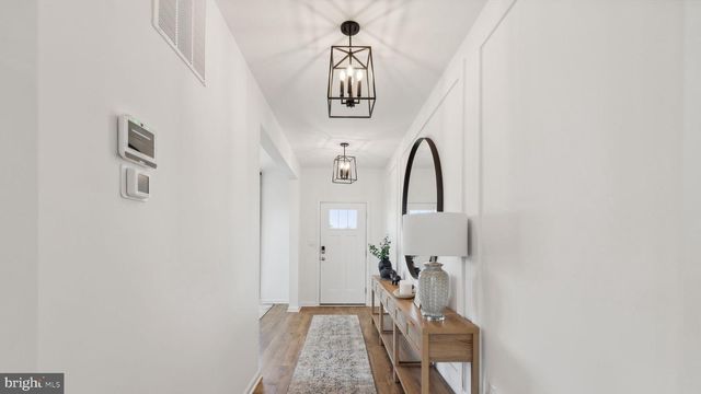 516 TROLLEY LANE, Sellersville, PA 18960