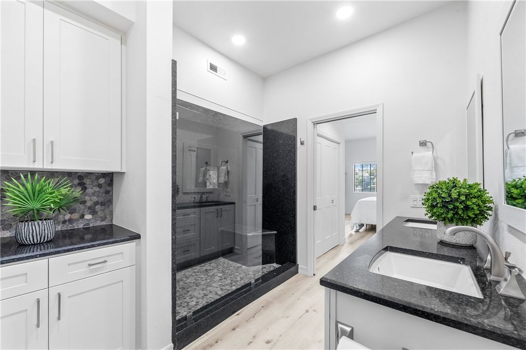 Image 43 of property listing at 8192 Sandcove Cir 106, Huntington Beach, CA 92646