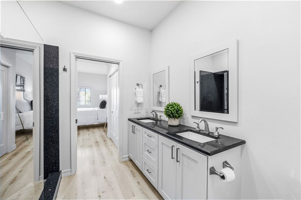 Image 44 of property listing at 8192 Sandcove Cir 106, Huntington Beach, CA 92646
