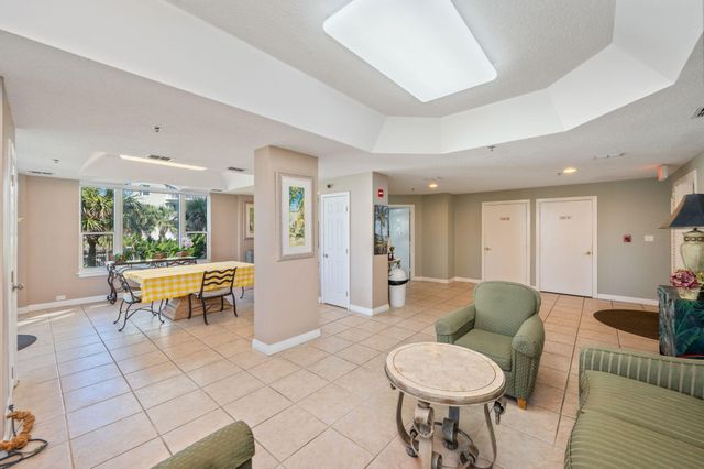 8515 Gulf Boulevard, 12B, Navarre, FL 32566