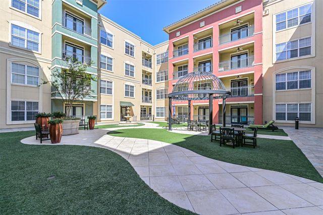 1711 Old Spanish Trail 340, Houston, TX 77054