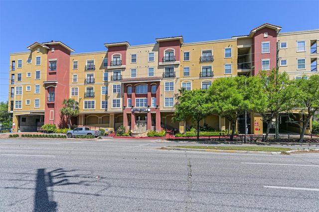 1711 Old Spanish Trail 340, Houston, TX 77054