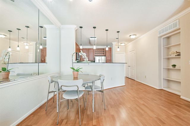 1711 Old Spanish Trail 340, Houston, TX 77054