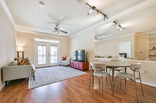 1711 Old Spanish Trail 340, Houston, TX 77054