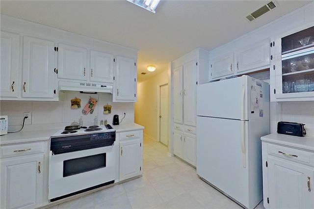 915 Jane Street, Blackshear, GA 31516