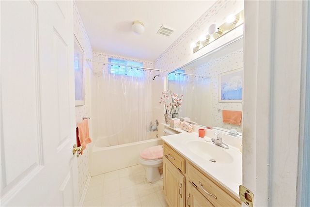 915 Jane Street, Blackshear, GA 31516