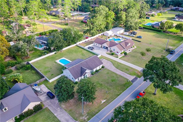 915 Jane Street, Blackshear, GA 31516