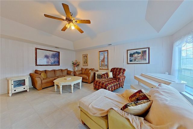 915 Jane Street, Blackshear, GA 31516