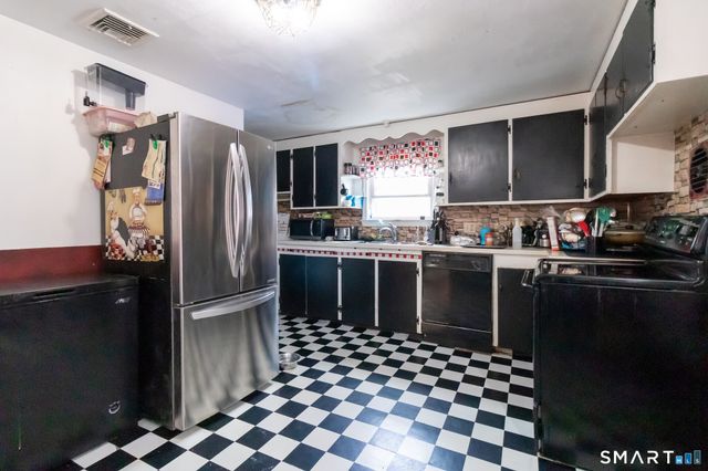 300 Goodwin Street, East Hartford, CT 06108