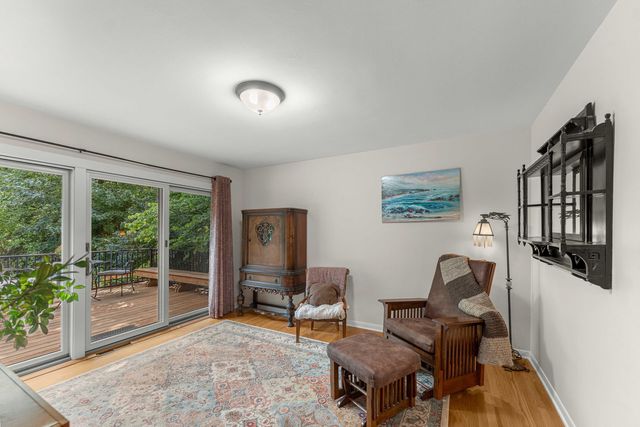 8711 W 123rd Street, Palos Park, IL 60464