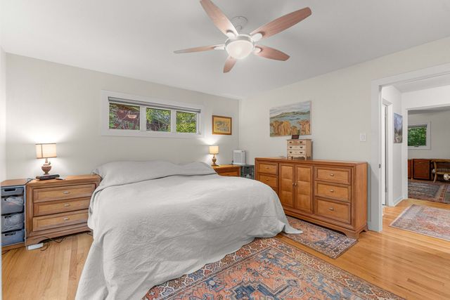 8711 W 123rd Street, Palos Park, IL 60464