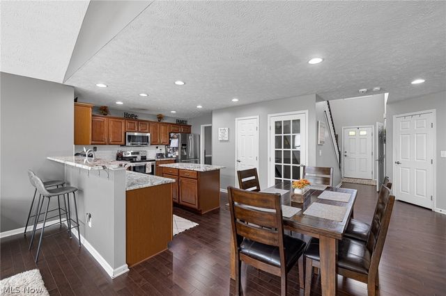 3228 Burnham Drive, Brunswick, OH 44212