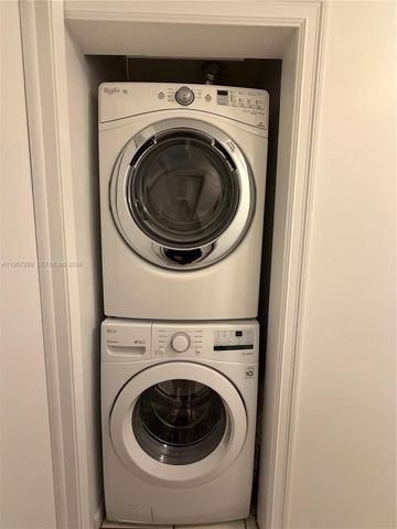 8260 SW 149th Ct 9-204, Miami, FL 33193