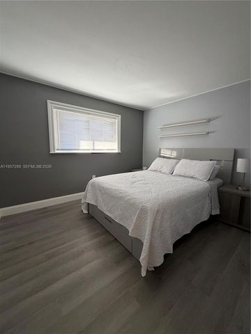 8260 SW 149th Ct 9-204, Miami, FL 33193