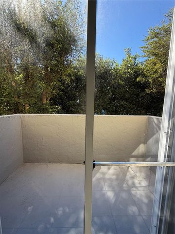 8260 SW 149th Ct 9-204, Miami, FL 33193