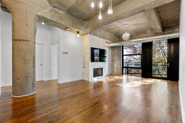 1001 W 15th Street 318, Chicago, IL 60608