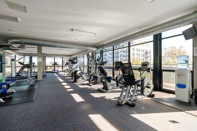 1001 W 15th Street 318, Chicago, IL 60608