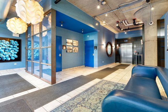 1001 W 15th Street 318, Chicago, IL 60608