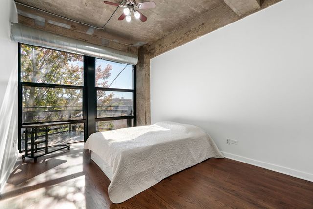 1001 W 15th Street 318, Chicago, IL 60608