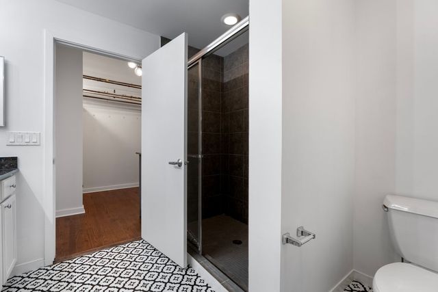 1001 W 15th Street 318, Chicago, IL 60608