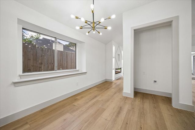 9214 N Grandview Park Drive, Spring, TX 77379