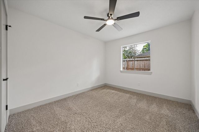 9214 N Grandview Park Drive, Spring, TX 77379