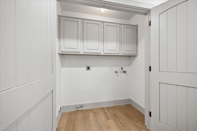 9214 N Grandview Park Drive, Spring, TX 77379