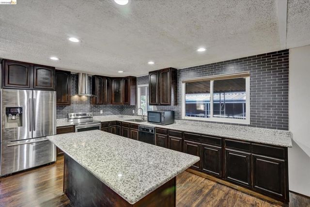 29385 Providence Way, Hayward, CA 94544