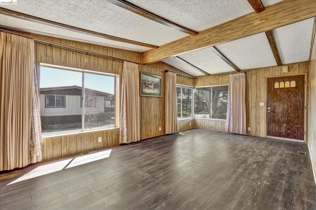 29385 Providence Way, Hayward, CA 94544